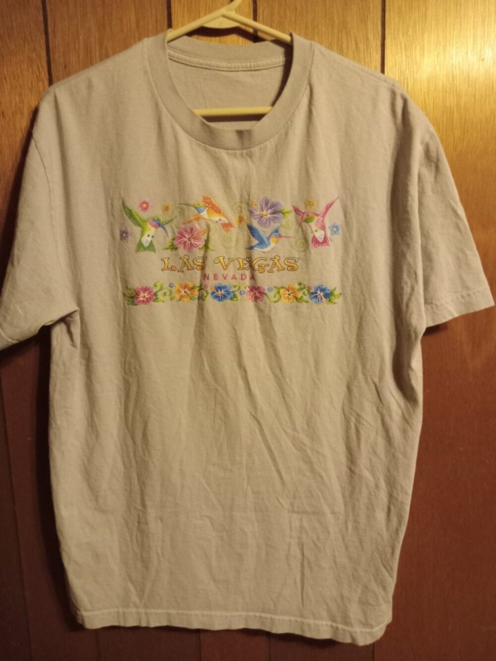 *3 FOR $13* Gray hummingbird Las Vegas tshirt